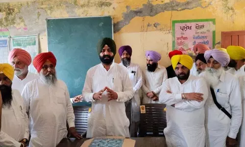 Amritsar: मंत्रियों ने सीमावर्ती क्षेत्रों के गांवों का दौरा किया
