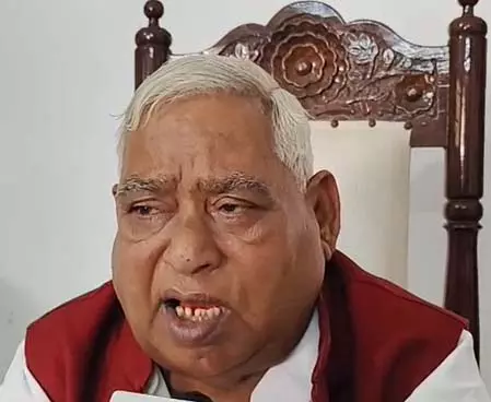 अपनी सीमा लांघकर खुद को मिट्टी में मिलाना चाहता है पाकिस्तान : अवधेश प्रसाद अपनी सीमा लांघकर खुद को मिट्टी में मिलाना चाहता है पाकिस्तान : अवधेश प्रसाद