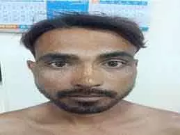 Gurugram नशे में धुत व्यक्ति ने 6 साल के बेटे की हत्या की, गिरफ्तार Gurugram नशे में धुत व्यक्ति ने 6 साल के बेटे की हत्या की, गिरफ्तार