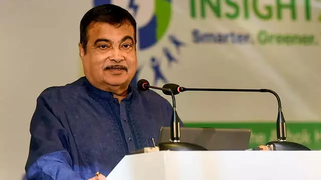 गडकरी ने याद किया कि कैसे BJP में उनके शुरुआती दिनों में उनके घर पर पत्थर फेंका करते गडकरी ने याद किया कि कैसे BJP में उनके शुरुआती दिनों में उनके घर पर पत्थर फेंका करते