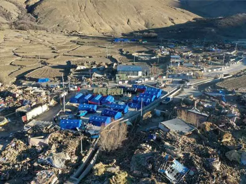 तिब्बत में 5.7 तीव्रता का भूकंप तिब्बत में 5.7 तीव्रता का भूकंप