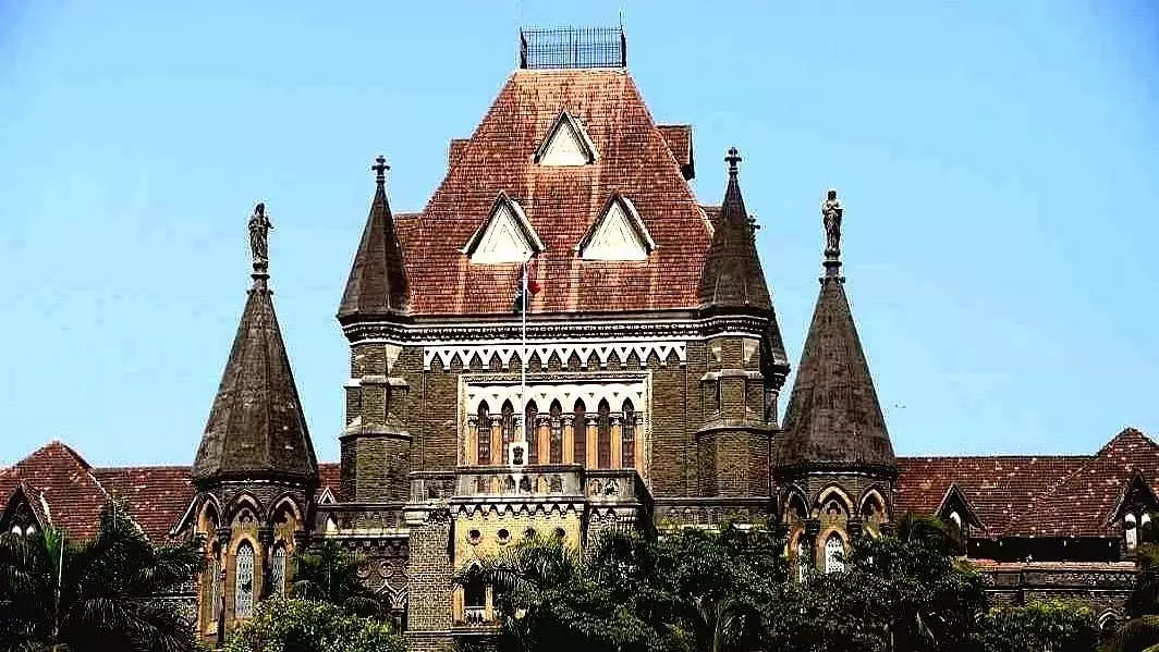 बॉम्बे HC ने भाई की हत्या के आरोप में 2018 से जेल में बंद व्यक्ति को जमानत दी बॉम्बे HC ने भाई की हत्या के आरोप में 2018 से जेल में बंद व्यक्ति को जमानत दी