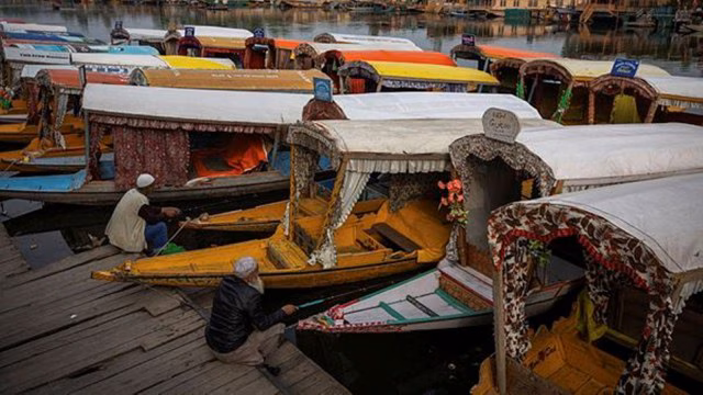 Telangana: सीमा पर तनाव के कारण 90 प्रतिशत पर्यटकों ने उत्तर भारत की यात्रा रद्द की Telangana: सीमा पर तनाव के कारण 90 प्रतिशत पर्यटकों ने उत्तर भारत की यात्रा रद्द की