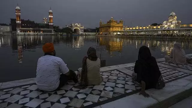 Punjab के सीमावर्ती जिलों में जनजीवन सामान्य हो रहा Punjab के सीमावर्ती जिलों में जनजीवन सामान्य हो रहा