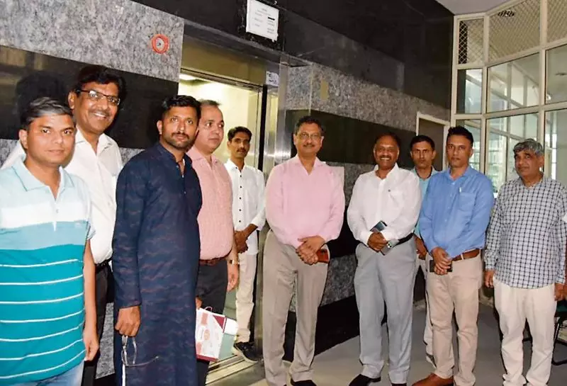 टेक University में दो साल बाद परिसर में लिफ्ट की सुविधा बहाल की गई टेक University में दो साल बाद परिसर में लिफ्ट की सुविधा बहाल की गई