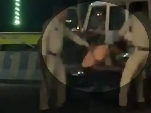 आइसक्रीम वाले ने एसएसपी से की शिकायत, दो पुलिस वाले के खिलाफ जांच शुरू आइसक्रीम वाले ने एसएसपी से की शिकायत, दो पुलिस वाले के खिलाफ जांच शुरू