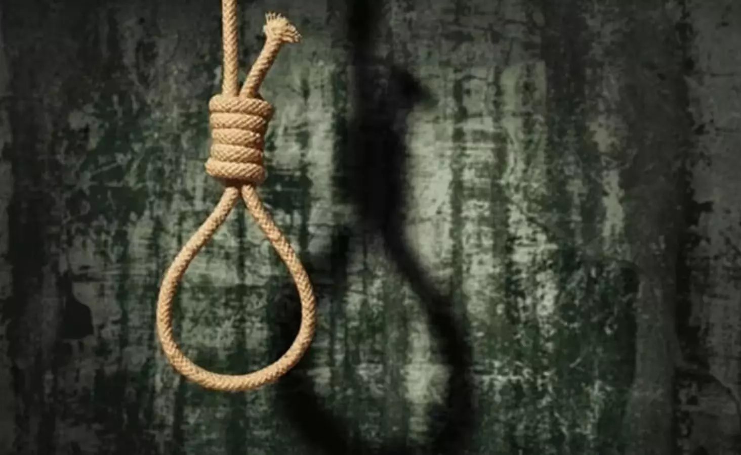 Bareilly: धोखे का दर्द नहीं सह पाया युवक, सुसाइड नोट में पत्नी पर लगाए गंभीर आरोप Bareilly: धोखे का दर्द नहीं सह पाया युवक, सुसाइड नोट में पत्नी पर लगाए गंभीर आरोप