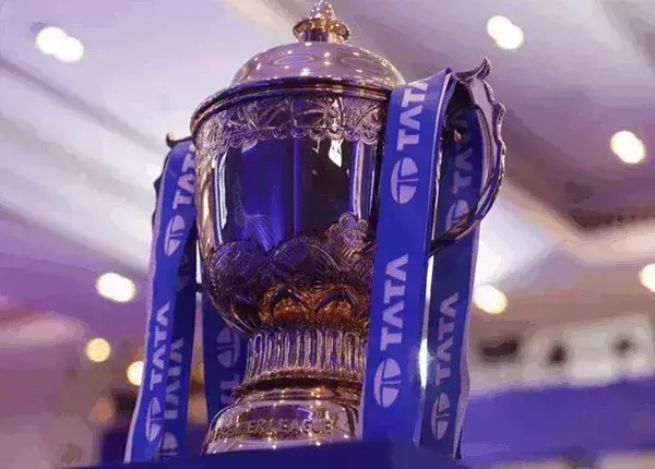 TATA IPL 2025 17 मई से फिर से शुरू होगा, देखें नया शेड्यूल TATA IPL 2025 17 मई से फिर से शुरू होगा, देखें नया शेड्यूल