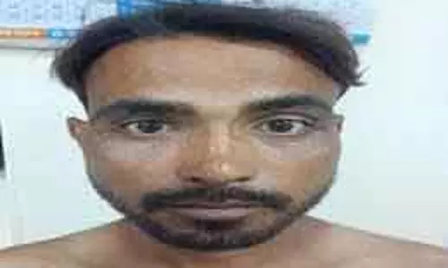 Gurugram नशे में धुत व्यक्ति ने 6 साल के बेटे की हत्या की, गिरफ्तार Gurugram नशे में धुत व्यक्ति ने 6 साल के बेटे की हत्या की, गिरफ्तार