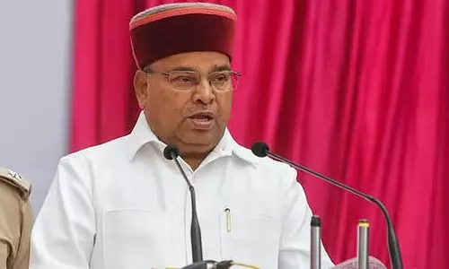 पुजारी संघ ने राज्यपाल से मुजराई संशोधन विधेयक पर हस्ताक्षर करने की अपील की पुजारी संघ ने राज्यपाल से मुजराई संशोधन विधेयक पर हस्ताक्षर करने की अपील की