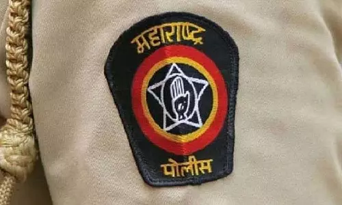Mumbai : महिला ने संपत्ति विवाद में दहिसर पुलिस पर निष्क्रियता और अवैध हिरासत का आरोप लगाया Mumbai : महिला ने संपत्ति विवाद में दहिसर पुलिस पर निष्क्रियता और अवैध हिरासत का आरोप लगाया