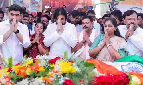 Andhra : कल्लिथांडा में शहीद सैनिक को अश्रुपूर्ण विदाई