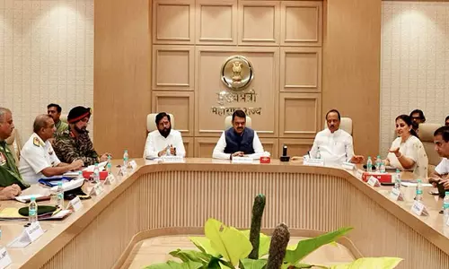 महाराष्ट्र सरकार ने रक्षा बलों के साथ बैठक की, CM फडणवीस ने कहा- अधिक समन्वय के साथ काम करेंगे