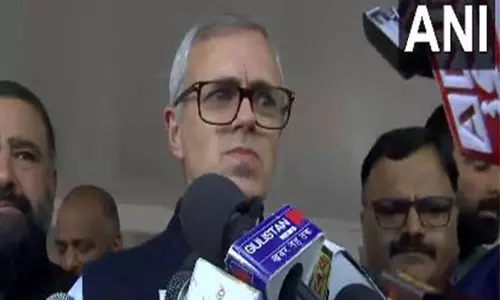 Poonch दौरे के बाद उमर अब्दुल्ला ने कहा- भारी नुकसान से बचने के लिए लोगों की सलाह पर काम करेंगे