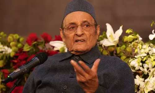 कांग्रेस नेता Karan Singh ने भारत-पाक के बीच समझौते का स्वागत किया कांग्रेस नेता Karan Singh ने भारत-पाक के बीच समझौते का स्वागत किया