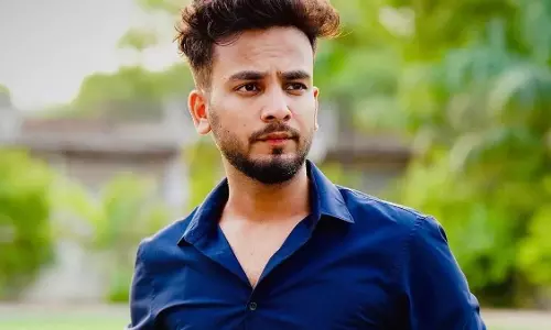 इलाहाबाद हाईकोर्ट ने यूट्यूबर एल्विश यादव की याचिका खारिज की, अब ट्रायल का सामना करेंगे इलाहाबाद हाईकोर्ट ने यूट्यूबर एल्विश यादव की याचिका खारिज की, अब ट्रायल का सामना करेंगे