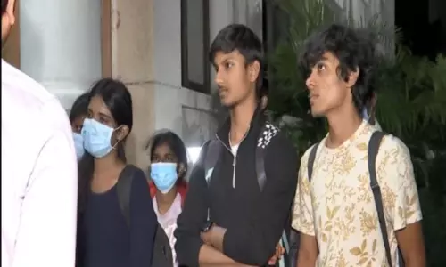 कश्मीर से दिल्ली लाए गए Tamil Nadu के छात्र कल चेन्नई पहुंचेंगे कश्मीर से दिल्ली लाए गए Tamil Nadu के छात्र कल चेन्नई पहुंचेंगे
