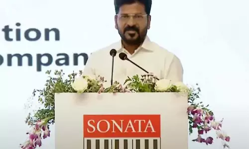 हैदराबाद सॉफ्टवेयर और जीवन विज्ञान क्षेत्रों में जीसीसी केंद्र बनेगा: CM Revanth Reddy हैदराबाद सॉफ्टवेयर और जीवन विज्ञान क्षेत्रों में जीसीसी केंद्र बनेगा: CM Revanth Reddy