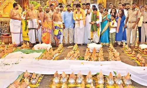 Telangana : यदागिरि क्षेत्र में सहस्र कलशाभिषेकम