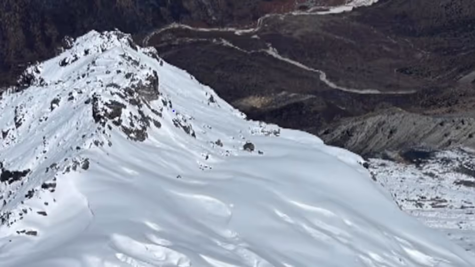 जर्मन पर्वतारोहियों ने पश्चिमी Sikkim के माउंट तेनचेनखांग पर चढ़ाई की जर्मन पर्वतारोहियों ने पश्चिमी Sikkim के माउंट तेनचेनखांग पर चढ़ाई की
