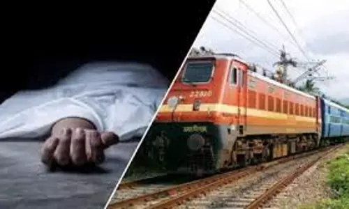 Chakradharpur में ट्रेन से कटकर व्यक्ति की मौत, आत्महत्या की आशंका