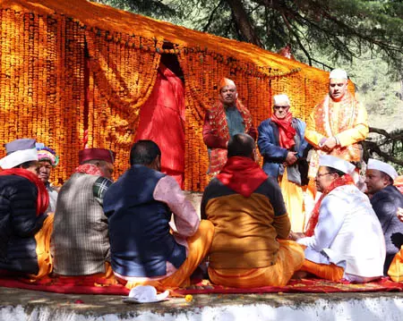 लाटू में आयोजित कार्यक्रम सिर्फ धार्मिक आयोजन नहीं, आस्था, परंपरा और एकता का प्रतीक : सीएम धामी लाटू में आयोजित कार्यक्रम सिर्फ धार्मिक आयोजन नहीं, आस्था, परंपरा और एकता का प्रतीक : सीएम धामी