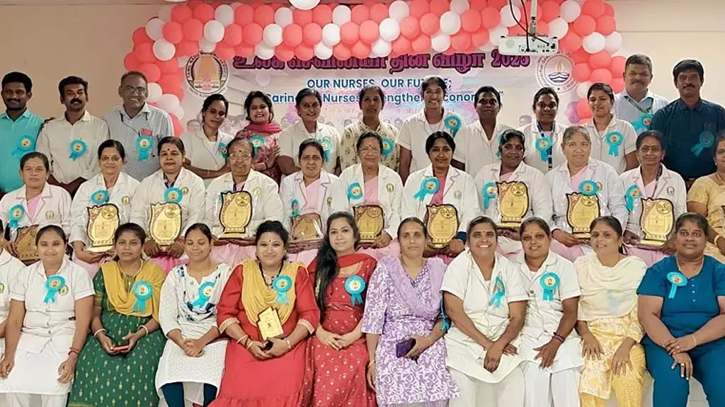Tamil Nadu : अस्पतालों में नर्सों का सम्मान किया जाता Tamil Nadu : अस्पतालों में नर्सों का सम्मान किया जाता