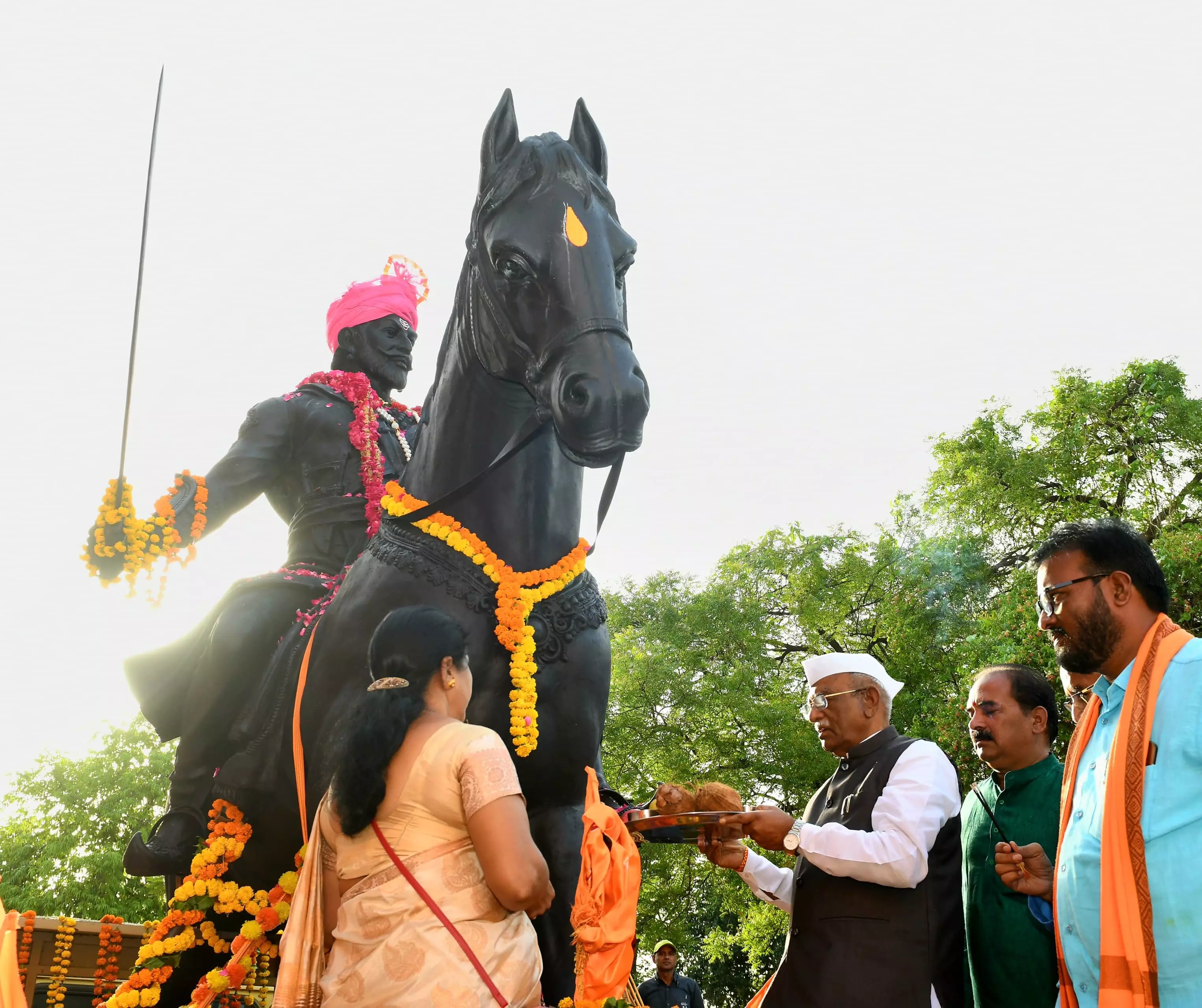 Jaipur: राजभवन में छत्रपति संभाजी महाराज जयंती समारोह आयोजित Jaipur: राजभवन में छत्रपति संभाजी महाराज जयंती समारोह आयोजित