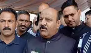 उपमुख्यमंत्री ने राइफलमैन सुनील कुमार के परिवार के प्रति संवेदना व्यक्त की उपमुख्यमंत्री ने राइफलमैन सुनील कुमार के परिवार के प्रति संवेदना व्यक्त की