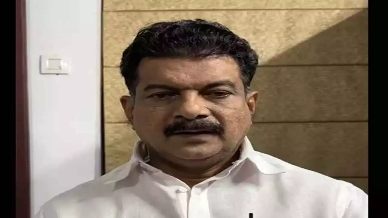 भारत-पाक तनाव के कारण केरल में नीलांबुर विधानसभा उपचुनाव पर भी छाया भारत-पाक तनाव के कारण केरल में नीलांबुर विधानसभा उपचुनाव पर भी छाया