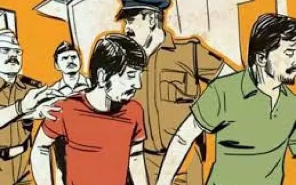 Shimla: ड्रग्स तस्करी का पर्दाफाश, चिट्टे के साथ युवती समेत चार आरोपी गिरफ्तार Shimla: ड्रग्स तस्करी का पर्दाफाश, चिट्टे के साथ युवती समेत चार आरोपी गिरफ्तार