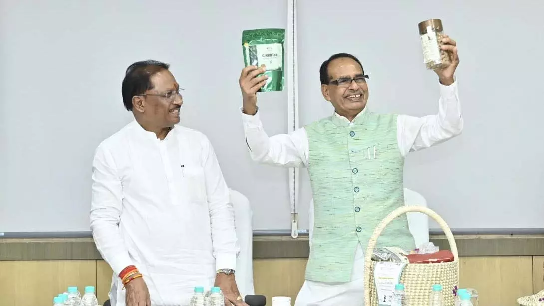 केंद्रीय मंत्री शिवराज सिंह चौहान ने जशप्योर ब्रांड की तारीफ की केंद्रीय मंत्री शिवराज सिंह चौहान ने जशप्योर ब्रांड की तारीफ की