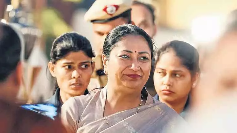 सीएम रेखा गुप्ता के निर्देश पर स्वच्छता और नाला सफाई अभियान में तेजी सीएम रेखा गुप्ता के निर्देश पर स्वच्छता और नाला सफाई अभियान में तेजी