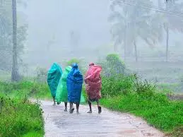 Kerala में बारिश आज 3 जिलों में येलो अलर्ट Kerala में बारिश आज 3 जिलों में येलो अलर्ट