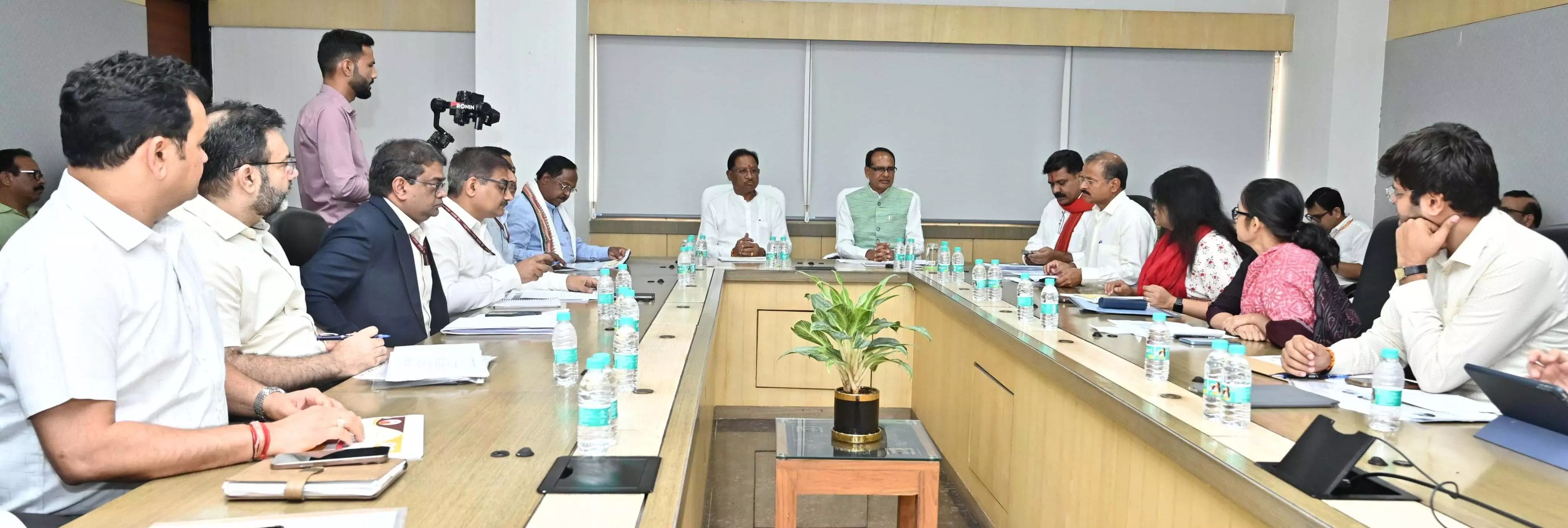अटल डिजिटल सुविधा केंद्रों की केंद्रीय मंत्री चौहान ने की सराहना अटल डिजिटल सुविधा केंद्रों की केंद्रीय मंत्री चौहान ने की सराहना