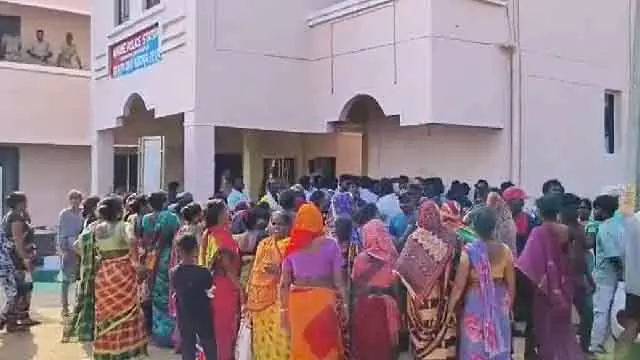गंजम में पुलिस पर हमला करने के आरोप में 22 लोग गिरफ्तार गंजम में पुलिस पर हमला करने के आरोप में 22 लोग गिरफ्तार