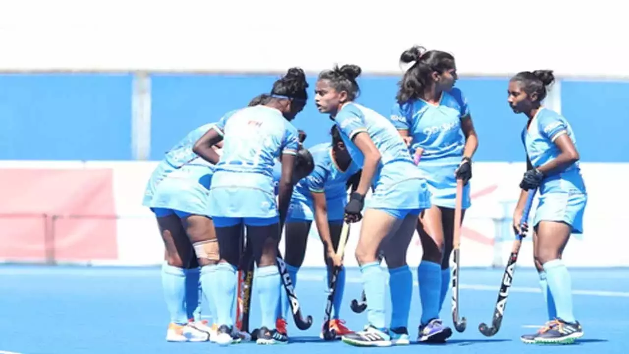 Indian junior women’s hockey team अर्जेंटीना में चार देशों का टूर्नामेंट खेलने के लिए है तैयार Indian junior women’s hockey team अर्जेंटीना में चार देशों का टूर्नामेंट खेलने के लिए है तैयार
