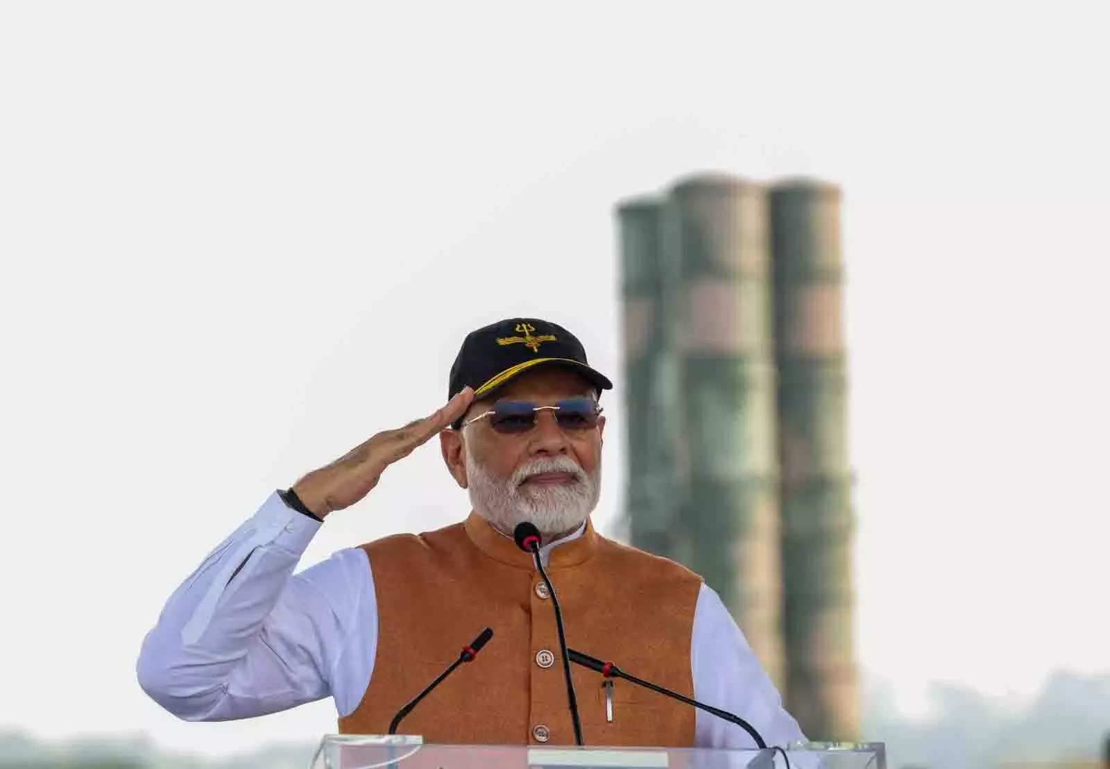 ऑपरेशन सिंदूर की गूंज हर कोने में सुनाई दे रही...जवानों को संबोधित करते हुए प्रधानमंत्री नरेंद्र मोदी ने कहा ऑपरेशन सिंदूर की गूंज हर कोने में सुनाई दे रही...जवानों को संबोधित करते हुए प्रधानमंत्री नरेंद्र मोदी ने कहा