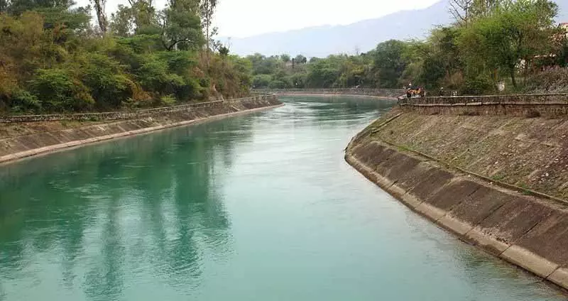 नहर की मरम्मत चल रही, अतिरिक्त पानी नहीं छोड़ा जा सकता: Punjab नहर की मरम्मत चल रही, अतिरिक्त पानी नहीं छोड़ा जा सकता: Punjab