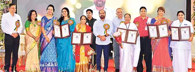 नर्सिंग पेशा भगवान के समान है : मंत्री सत्यकुमार यादव नर्सिंग पेशा भगवान के समान है : मंत्री सत्यकुमार यादव