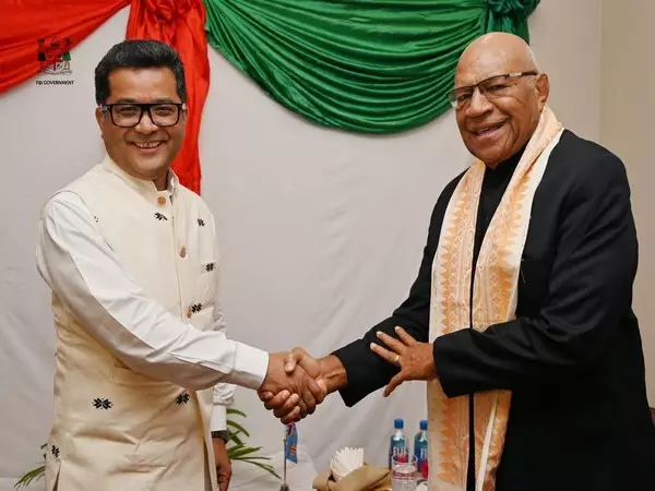 राज्य मंत्री मार्गेरिटा ने न्यूजीलैंड के उप प्रधानमंत्री विंस्टन पीटर्स के साथ द्विपक्षीय संबंधों पर चर्चा की राज्य मंत्री मार्गेरिटा ने न्यूजीलैंड के उप प्रधानमंत्री विंस्टन पीटर्स के साथ द्विपक्षीय संबंधों पर चर्चा की
