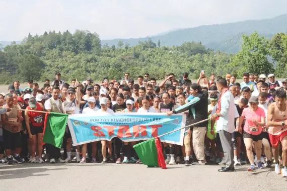 Sikkim : पर्यावरण संरक्षण टिकाऊ पर्यटन को बढ़ावा देने के लिए Sikkim : पर्यावरण संरक्षण टिकाऊ पर्यटन को बढ़ावा देने के लिए