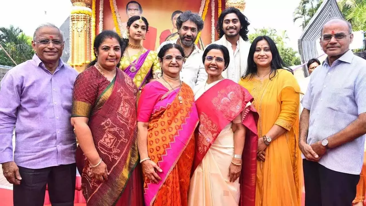 चौथी पीढ़ी के Nandamuri hero ने वाईवीएस चौधरी की अगली फिल्म के साथ शानदार शुरुआत की चौथी पीढ़ी के Nandamuri hero ने वाईवीएस चौधरी की अगली फिल्म के साथ शानदार शुरुआत की