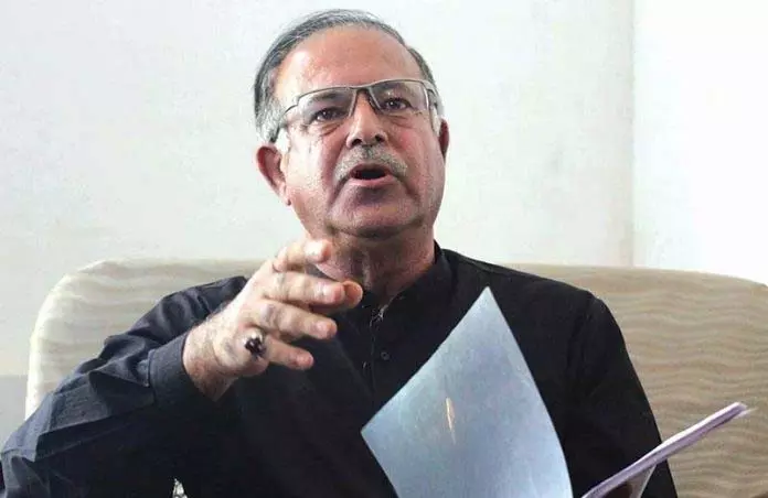 Jammu: कर्रा ने सीमा संघर्ष के पीड़ितों के लिए शहीद का दर्जा मांगा Jammu: कर्रा ने सीमा संघर्ष के पीड़ितों के लिए शहीद का दर्जा मांगा