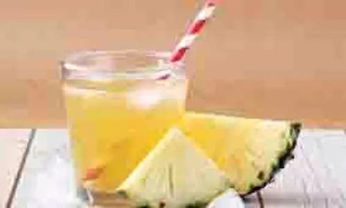 Pineapple juice:अनानास का जूस पाचन में मदद करता है Pineapple juice:अनानास का जूस पाचन में मदद करता है