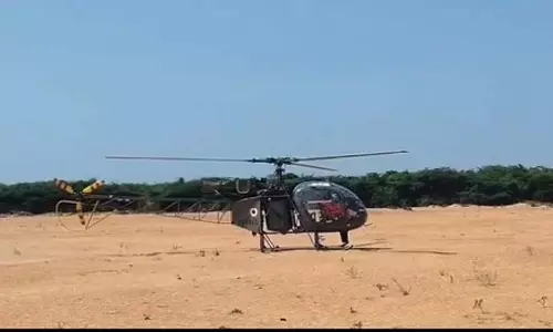 Tamil Nadu : हेलीकाप्टर कोल्लीदम नदी में उतरा