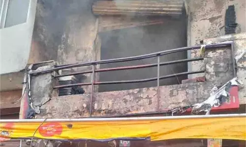 Haryana: दुकान में लगी आग,मची अफरा-तफरी