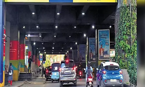 नाम में क्या रखा है? कोच्चि मेट्रो के लिए यह एक बेहतरीन सौदा है नाम में क्या रखा है? कोच्चि मेट्रो के लिए यह एक बेहतरीन सौदा है