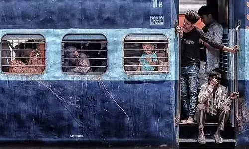 जबलपुर-मुंबई रूट पर भीड़ चरम पर: कन्फर्म टिकट नही