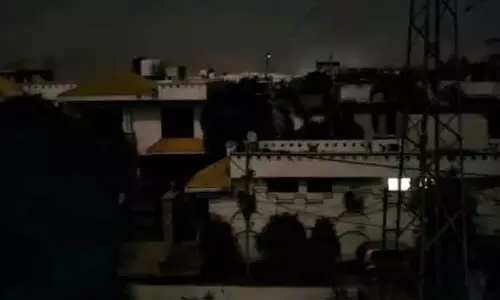Jammu में अशांति के बाद पहली बार शांतिपूर्ण रात, बिना सायरन के मिली नींद Jammu में अशांति के बाद पहली बार शांतिपूर्ण रात, बिना सायरन के मिली नींद